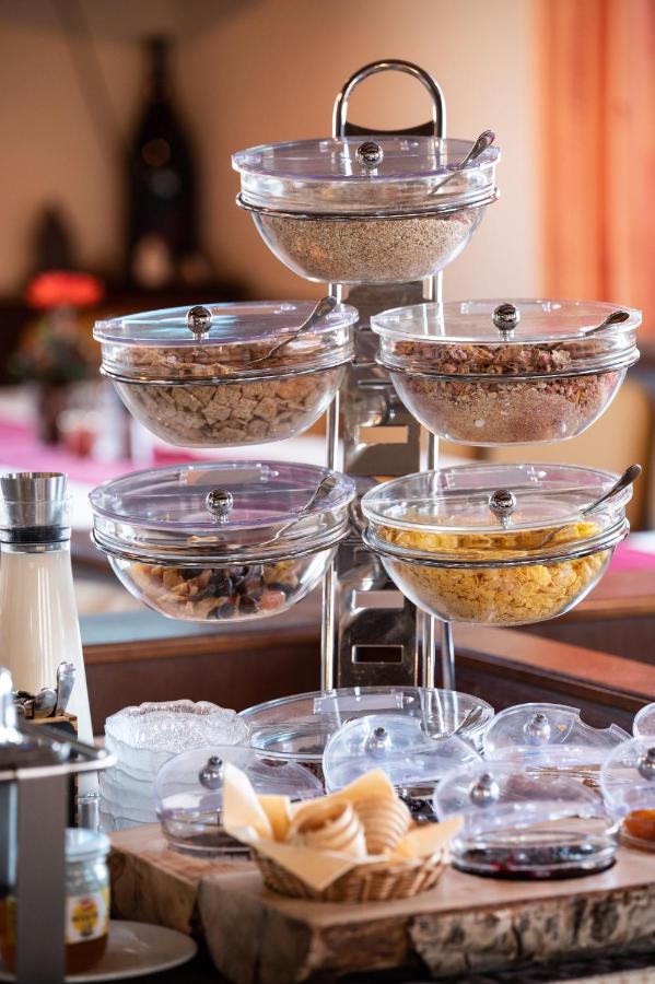 Hotel Pariente سخلادميخ المظهر الخارجي الصورة
