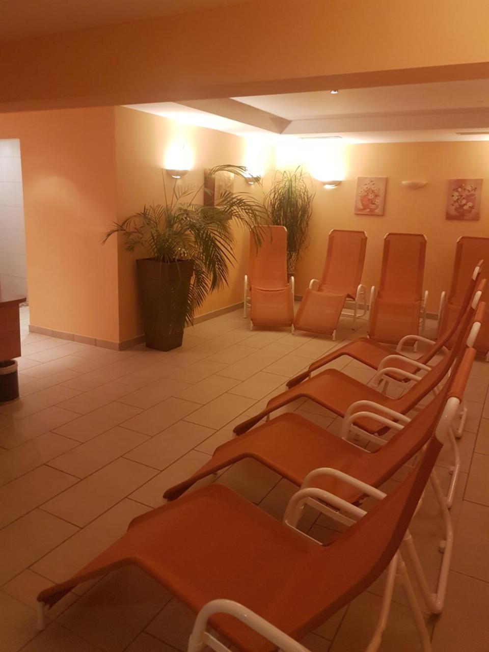 Hotel Pariente سخلادميخ المظهر الخارجي الصورة